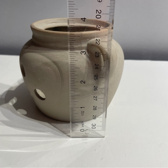 The Pottery Barn Japan Plant Pot - Picture 5 of 7